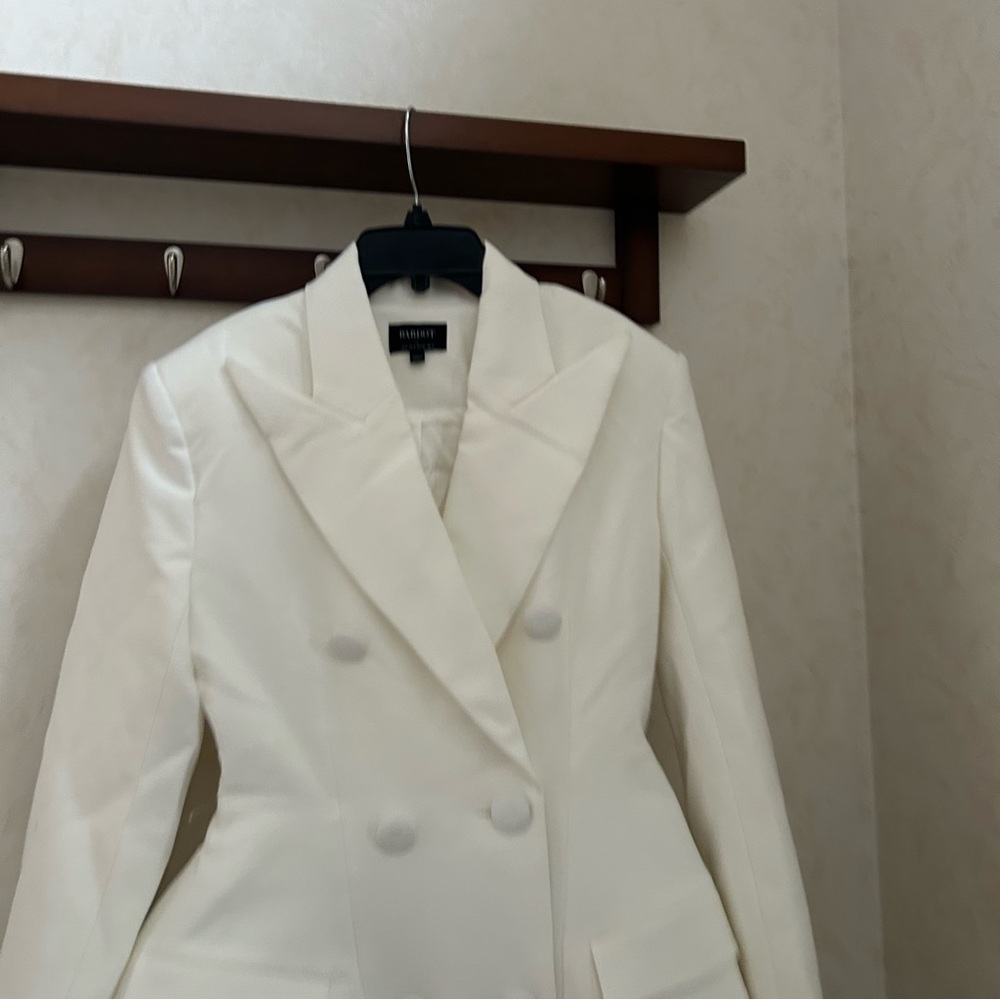 Bardot Janna Hourglass Double Breasted Blazer Mini Dress in White Size 4 - Picture 9 of 12